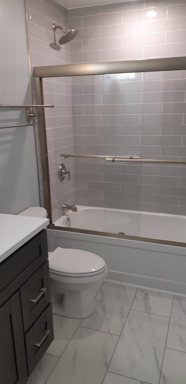 Tub to Tub Bathroom renovation – Before and After